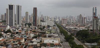 Belém recebe debate sobre democracia e mudanças climáticas