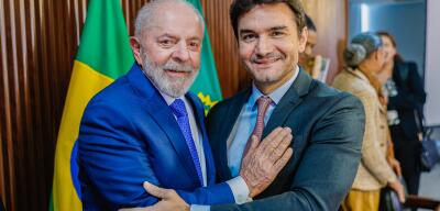 Lula recebe Sabino para definir possível saída do ministro após ordem do União Brasil