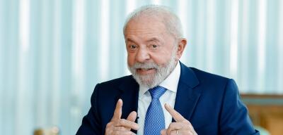 Maioria dos deputados 'não são trabalhadores' e 'pouco estão ligando para o povo', diz Lula