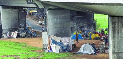Prefeito de BH pede apoio do governo federal para ajudar moradores em situação de rua e catadores