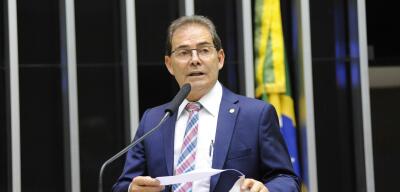 Relator da anistia mantém defesa de redução de penas após reunião com o PL