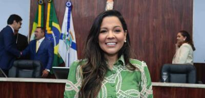 Priscila Costa é anunciada como pré-candidata do PL ao Senado - PontoPoder - Diário do Nordeste